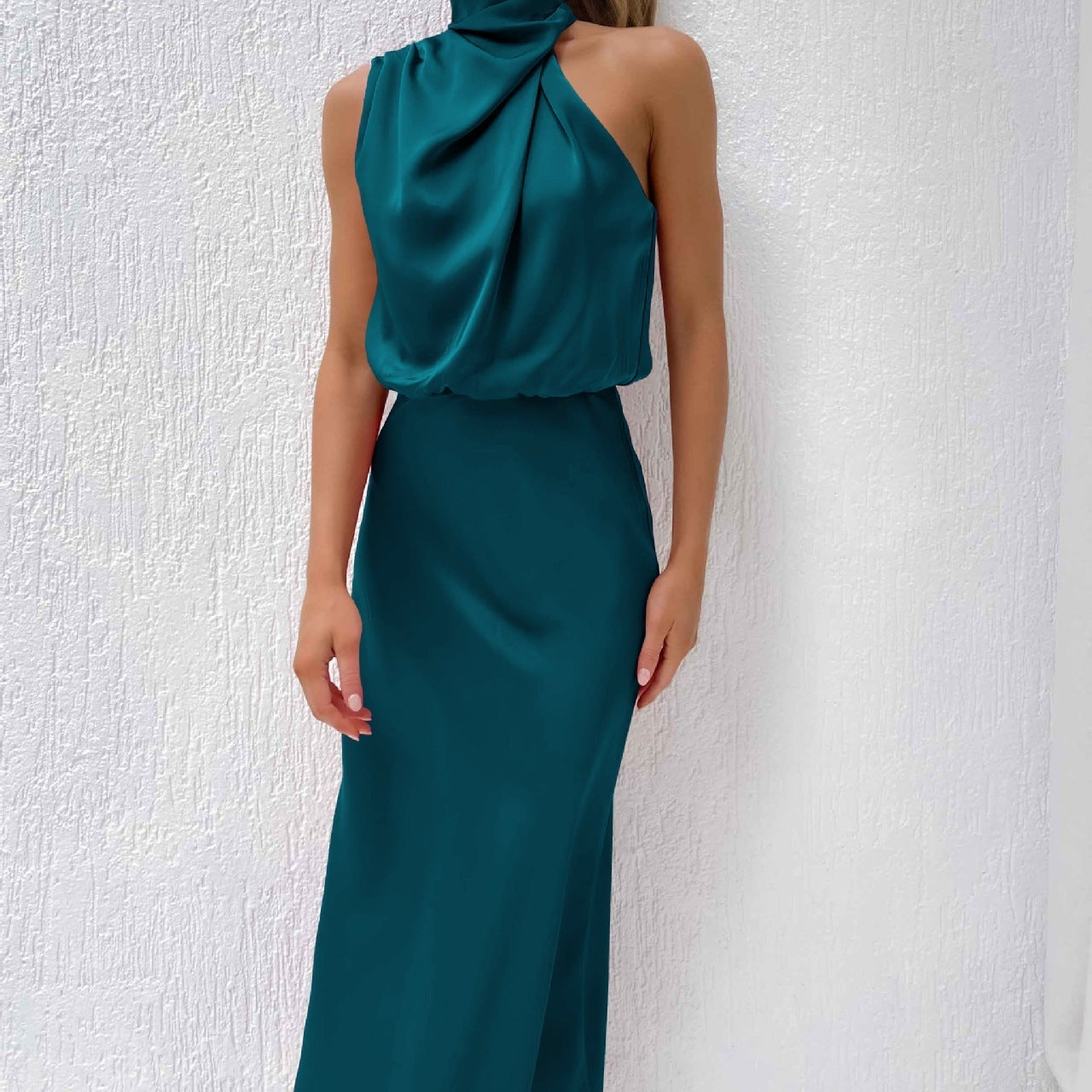 Tyra | Vestido de soirée elegante com decote halter
